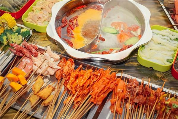 红红串串香火锅快餐